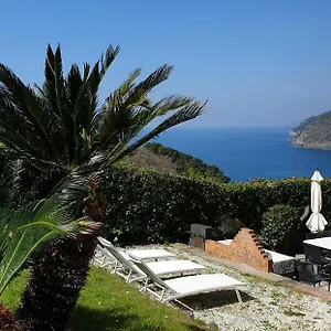 villa-mesco-levanto.hotelitalianriviera.com/